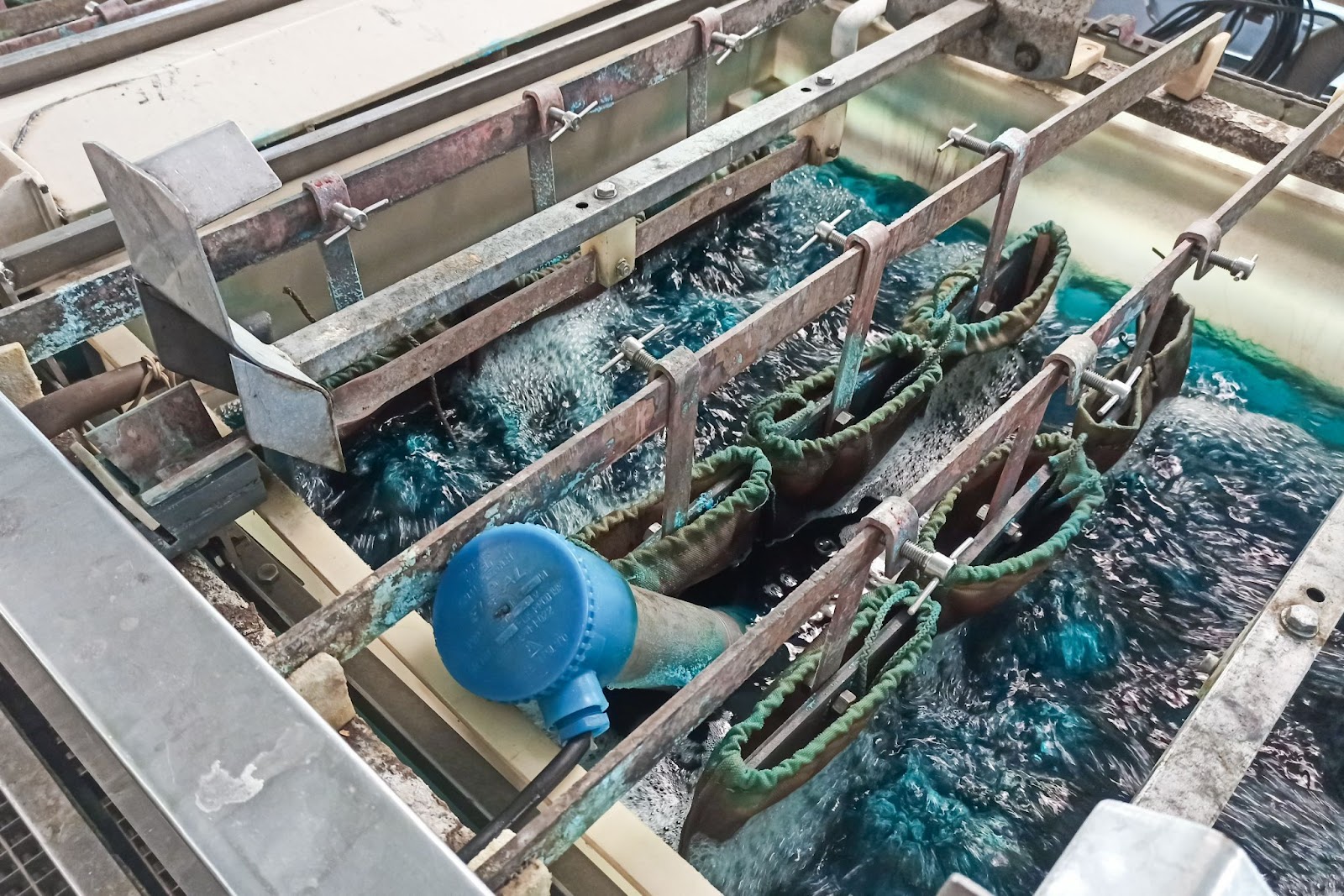 Services Deburring House Inc.