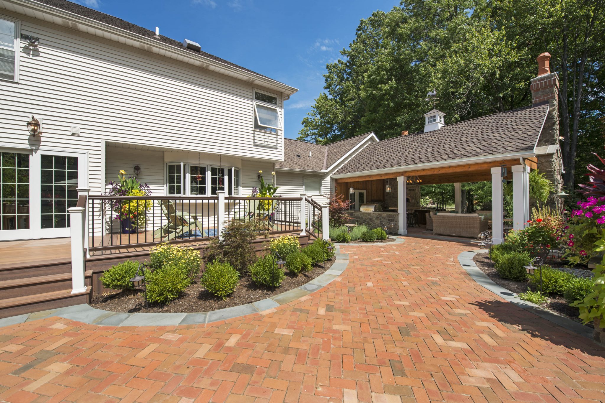 Ultimate Backyard Escape DeckCreator