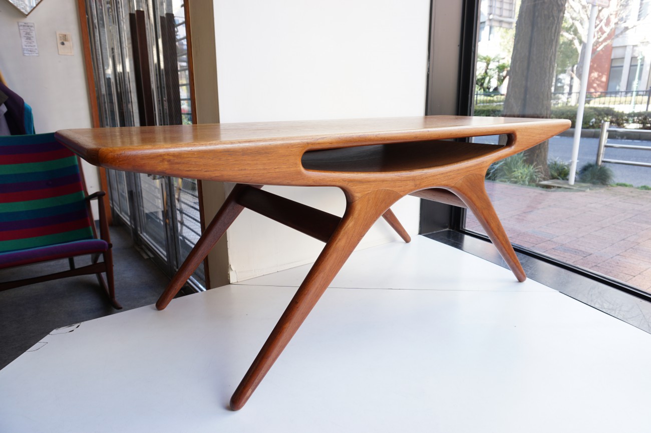 メンテナンス前：Johannes Andersen Smile(UFO) table CFC