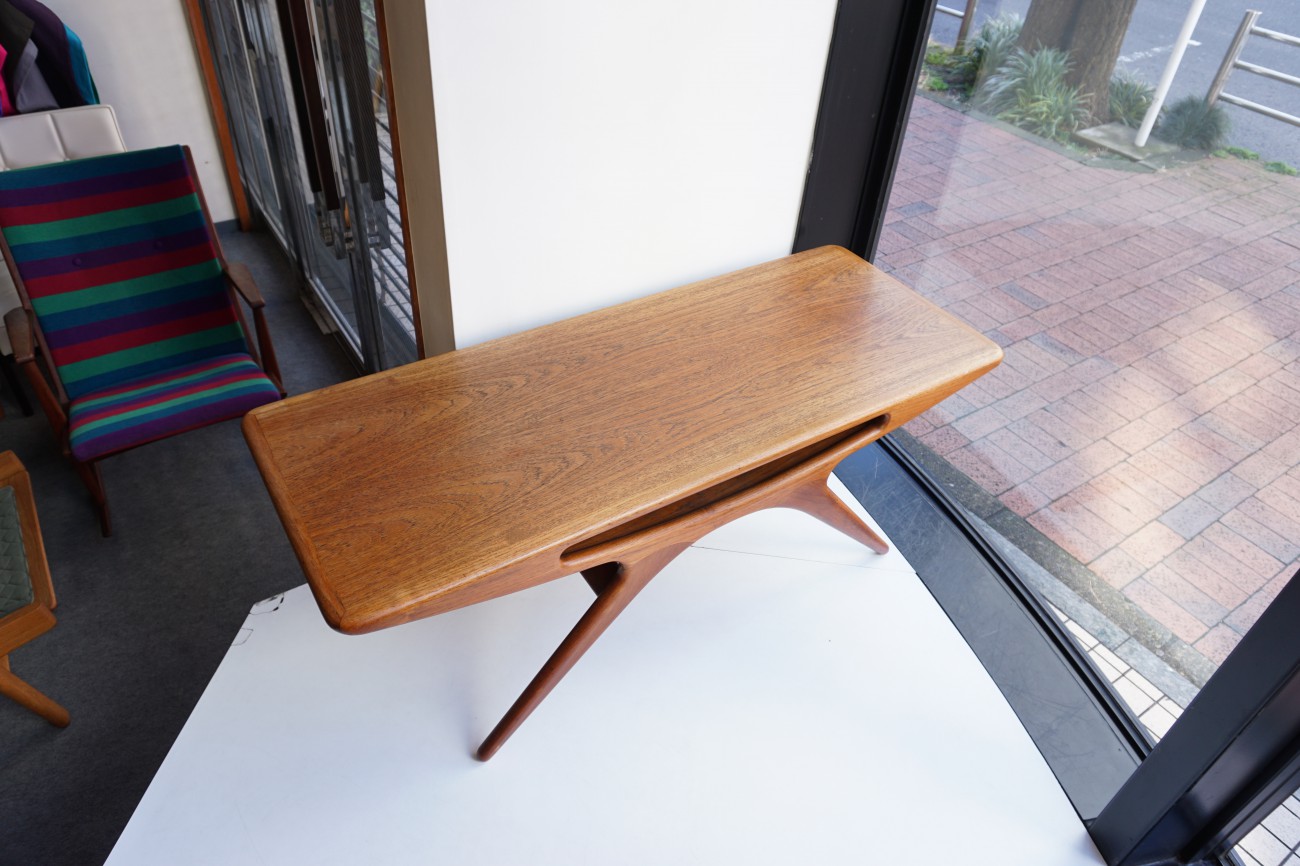 メンテナンス前：Johannes Andersen Smile(UFO) table CFC