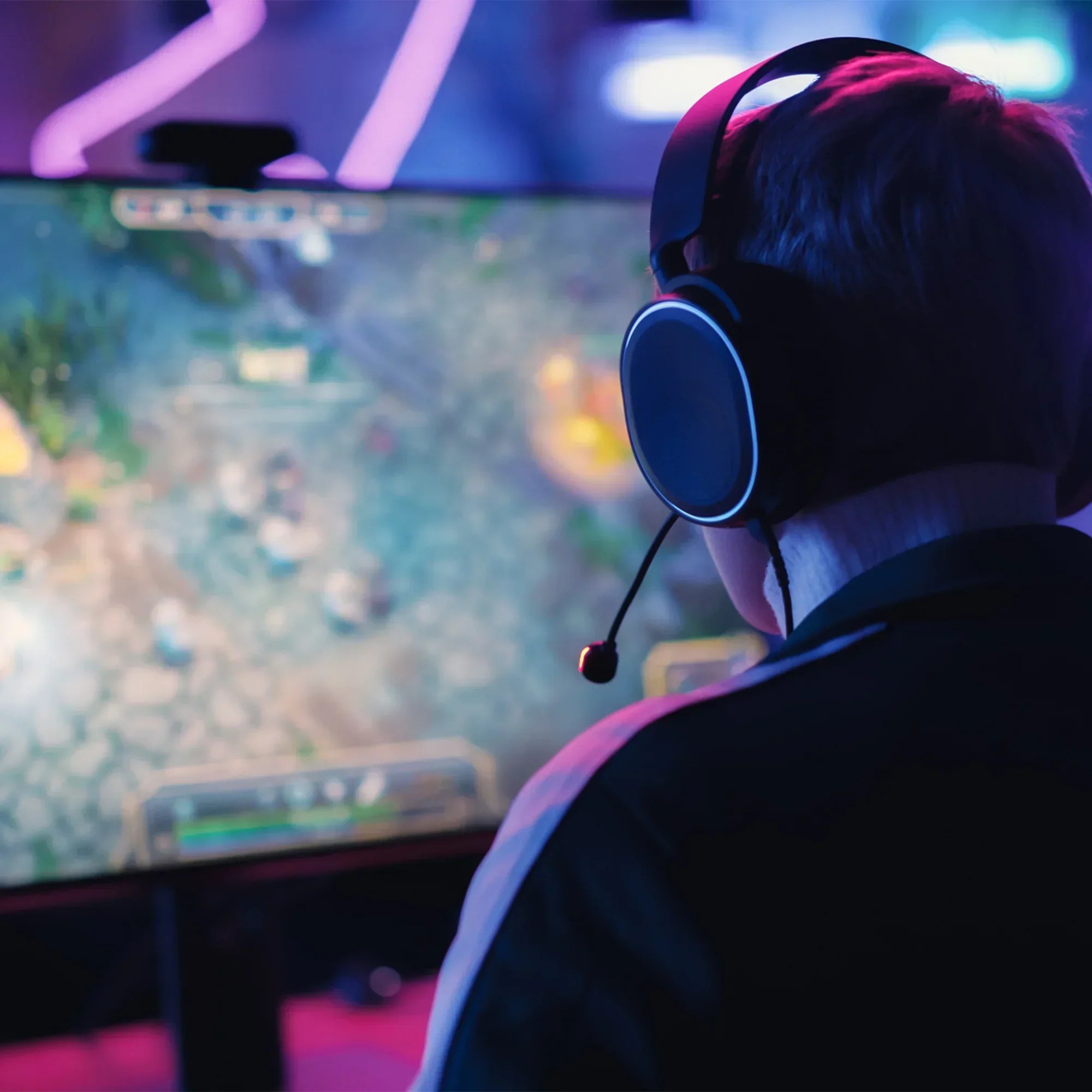 Good Gifts for Gamers Top from Deco Gear Deco Brands