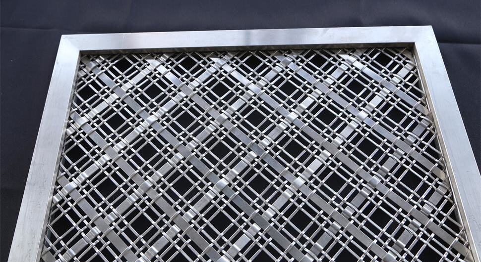 What are the Advantages of Decorative Wire Mesh Grille Inserts?