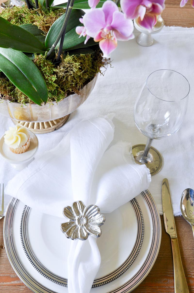 Elegant Easter Table Decor Gold Designs