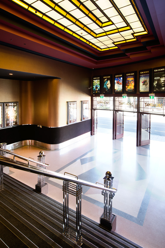 » Broadway Art House Cinema