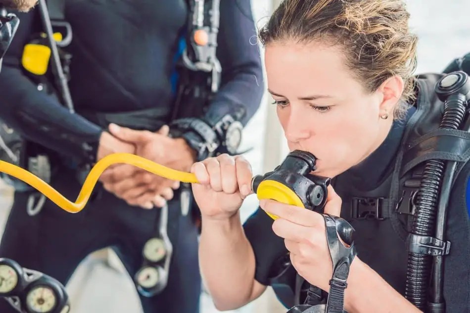 Do Wetsuits Keep you Dry and Warm or do you need a Drysuit for that?