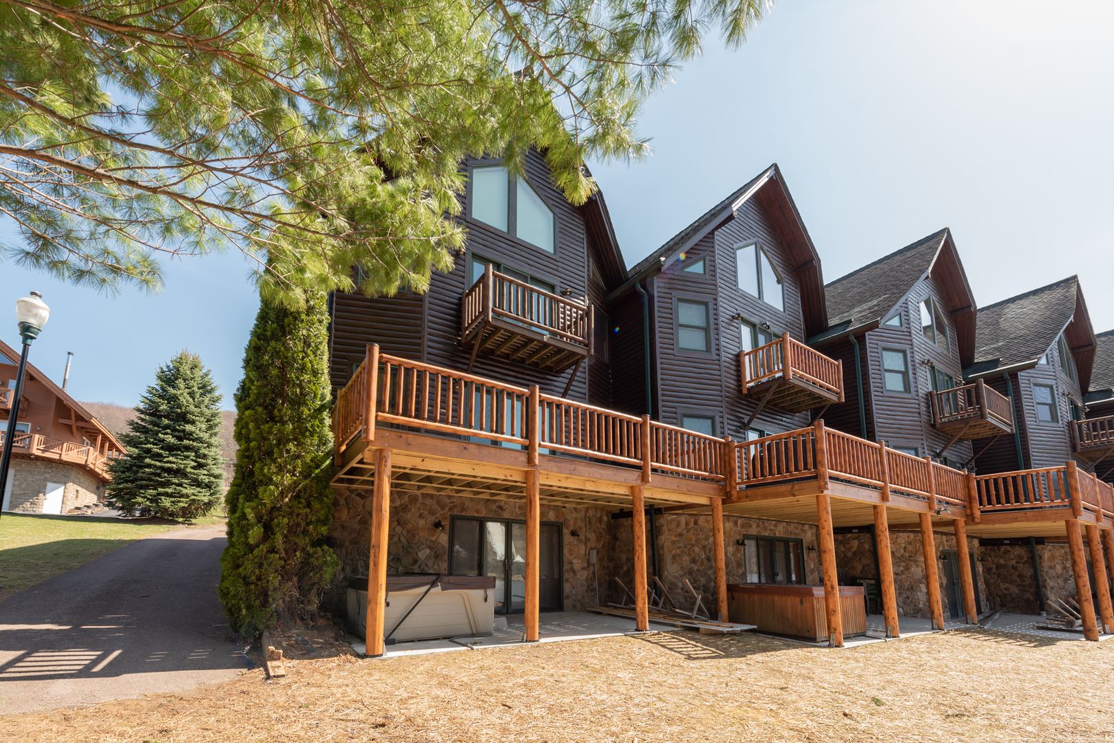 Cedar Shores Railey Vacations