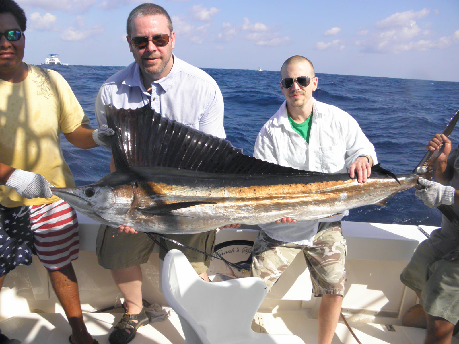CANCUN AND ISLA MUJERES FISHING Videos of past guests fishing in Cancun
