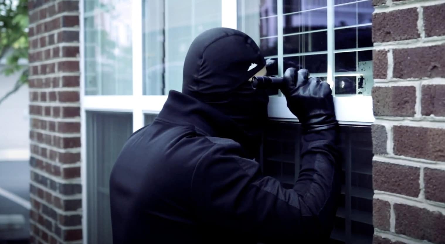 What To Do When Someone Breaks Into Your House(03)