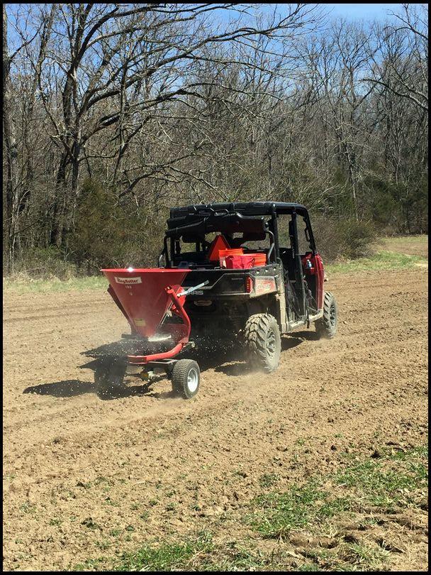 ATV SPREADER W AGITATOR?
