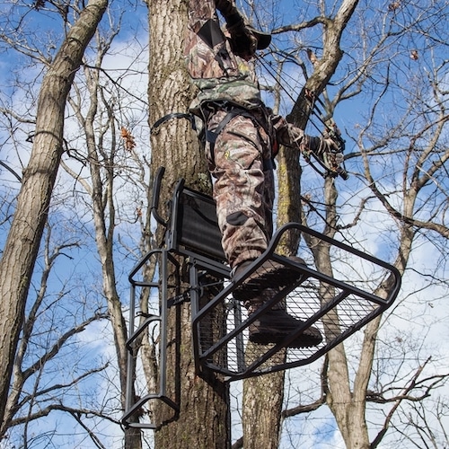 Best Hang On Tree Stand In 2023 With Reviews(Lightweight)