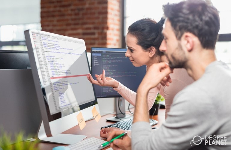 Is a Masters in Computer Science Worth It? [2021 Guide]