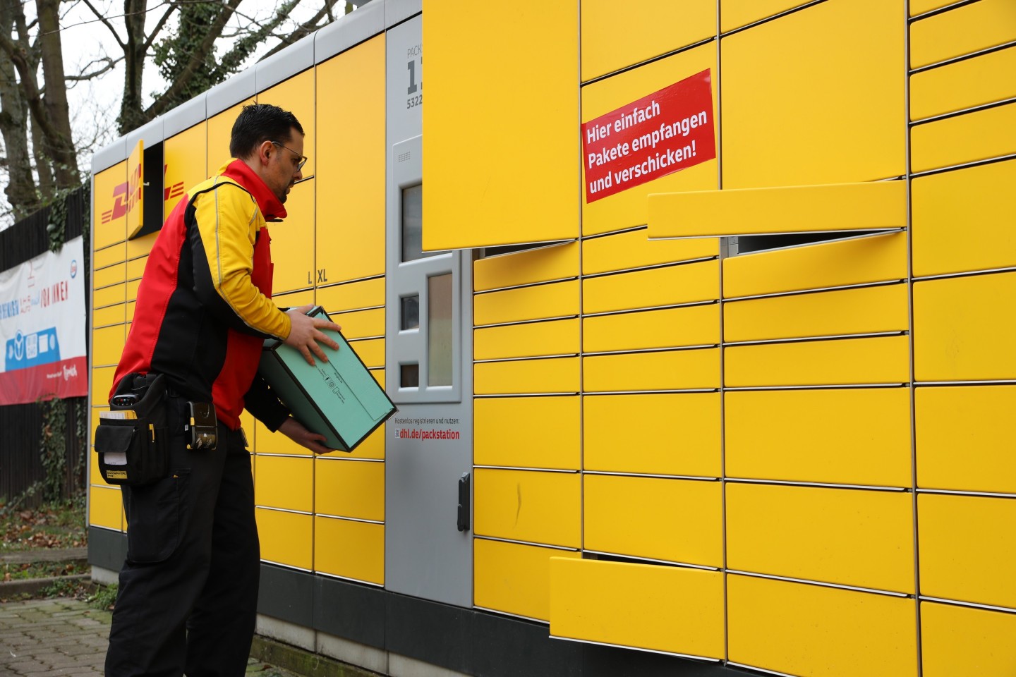 Neue Appgesteuerte DHL Packstation in Münster in Betrieb genommen