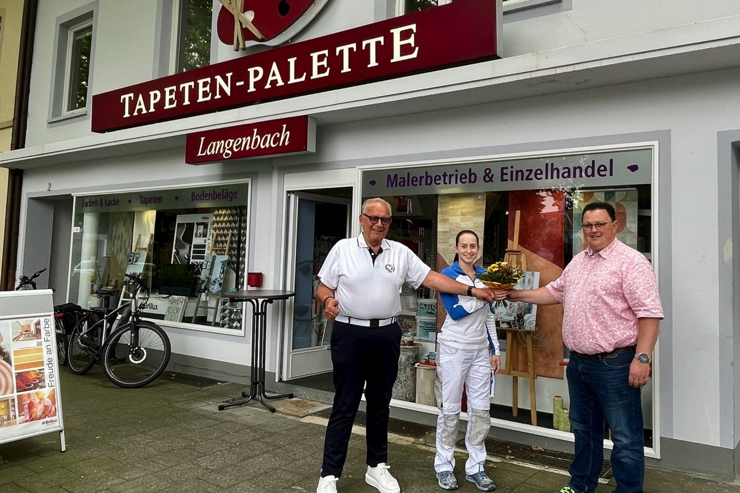 Neue Meisterin Im Hause Tapeten Palette Langenbach Dein Waf Das Digitale Stadtportal Fur Warendorf Und Umgebung