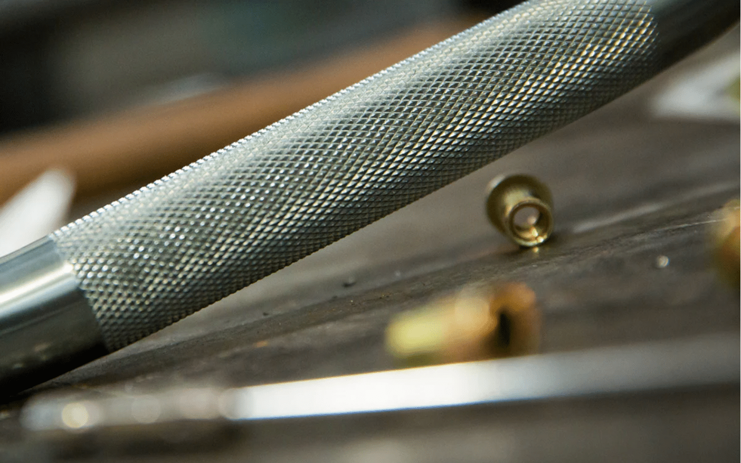 What is Knurling Definition, Process, Pattern and Tips