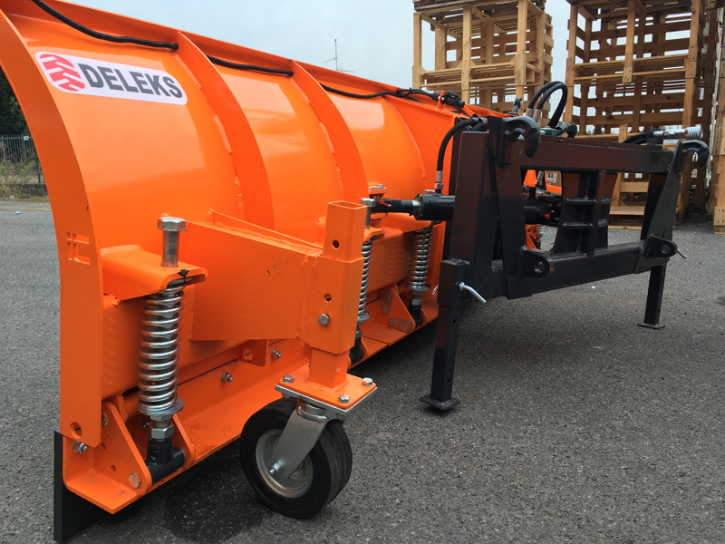 Snowplow for tractor frontend loaders, SSH043.0E