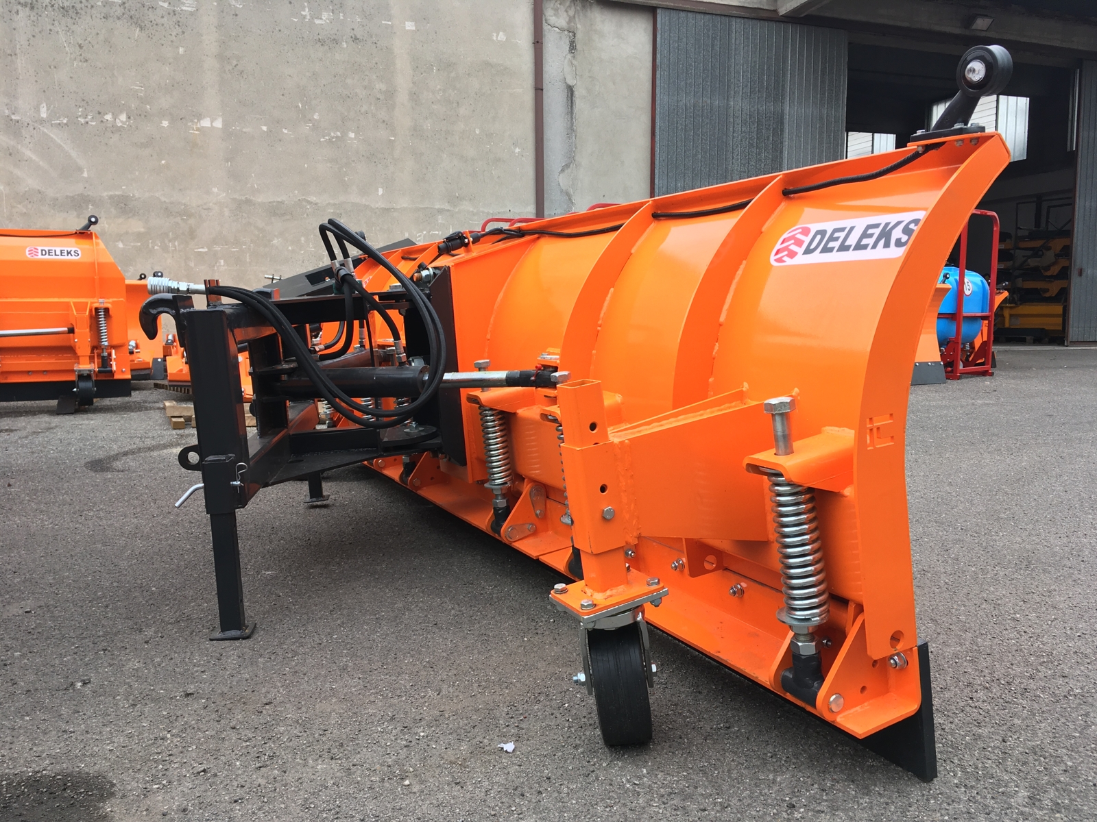 Snowplow for tractor frontend loaders, SSH043.0E