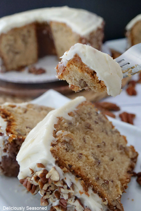 Butter Pecan Pound Cake with Chopped Pecans Deliciously Seasoned