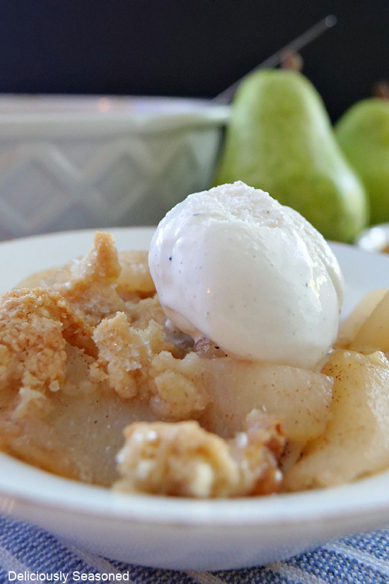 Easy Pear Cobbler Recipe Deliciously Seasoned