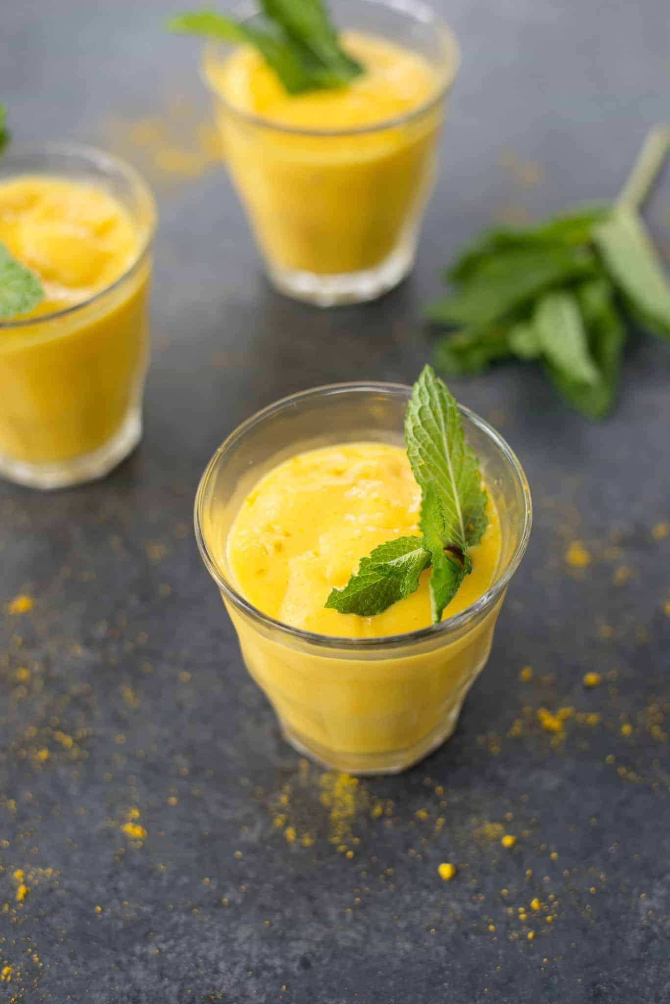 frozen mango smoothie