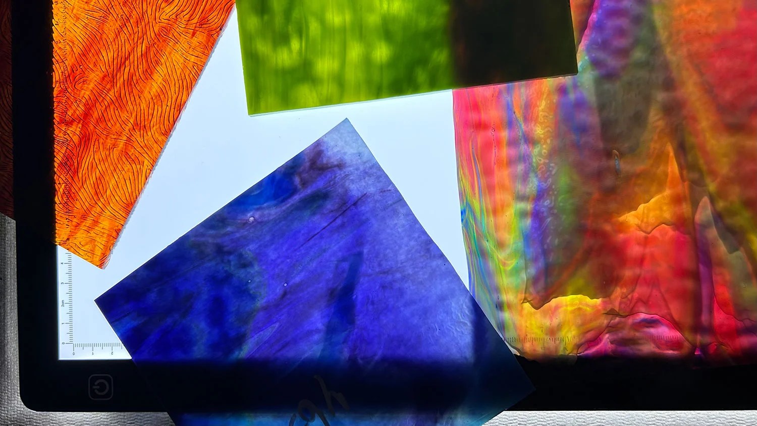 Studio Pro LED Light Pad Pattern Making Supplies Delphi Glass