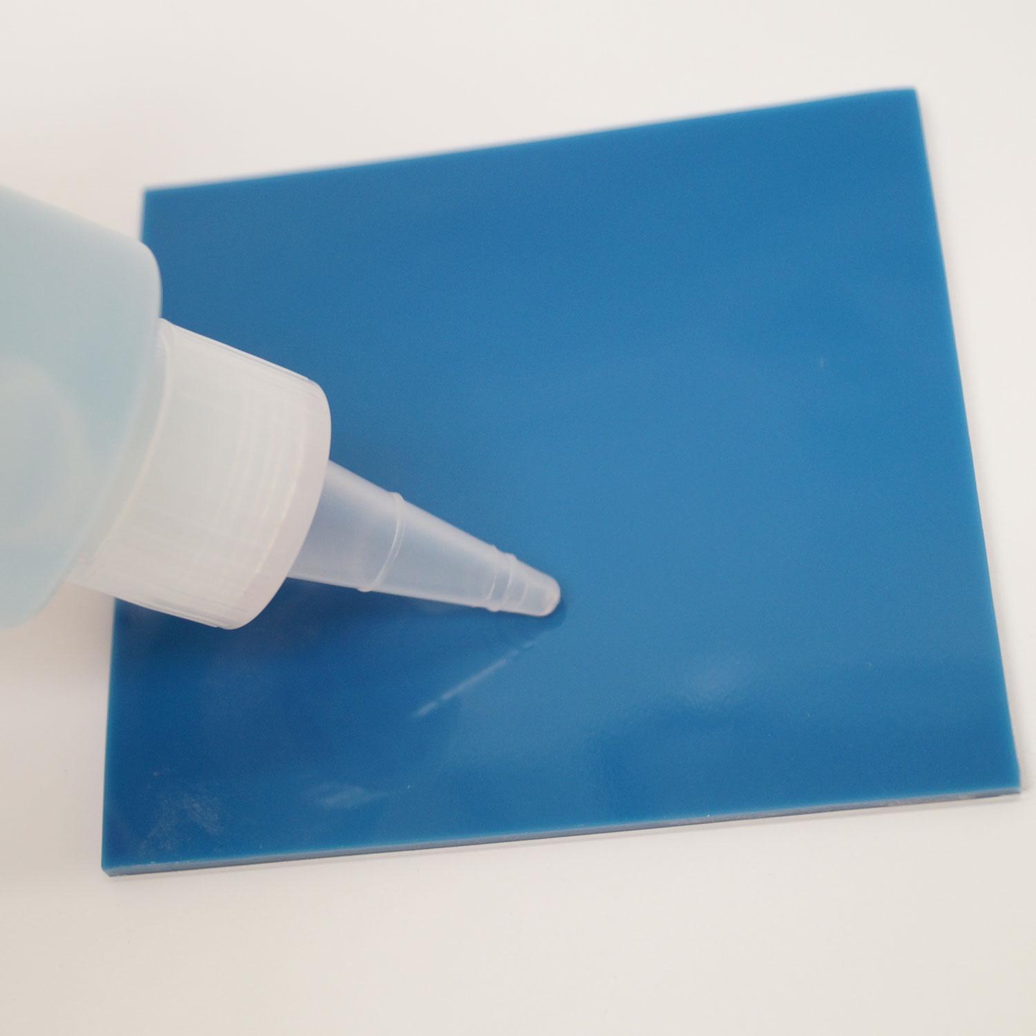 Bullseye GlasTac Gel Fusing Adhesive 4 Oz Chemicals Chemicals