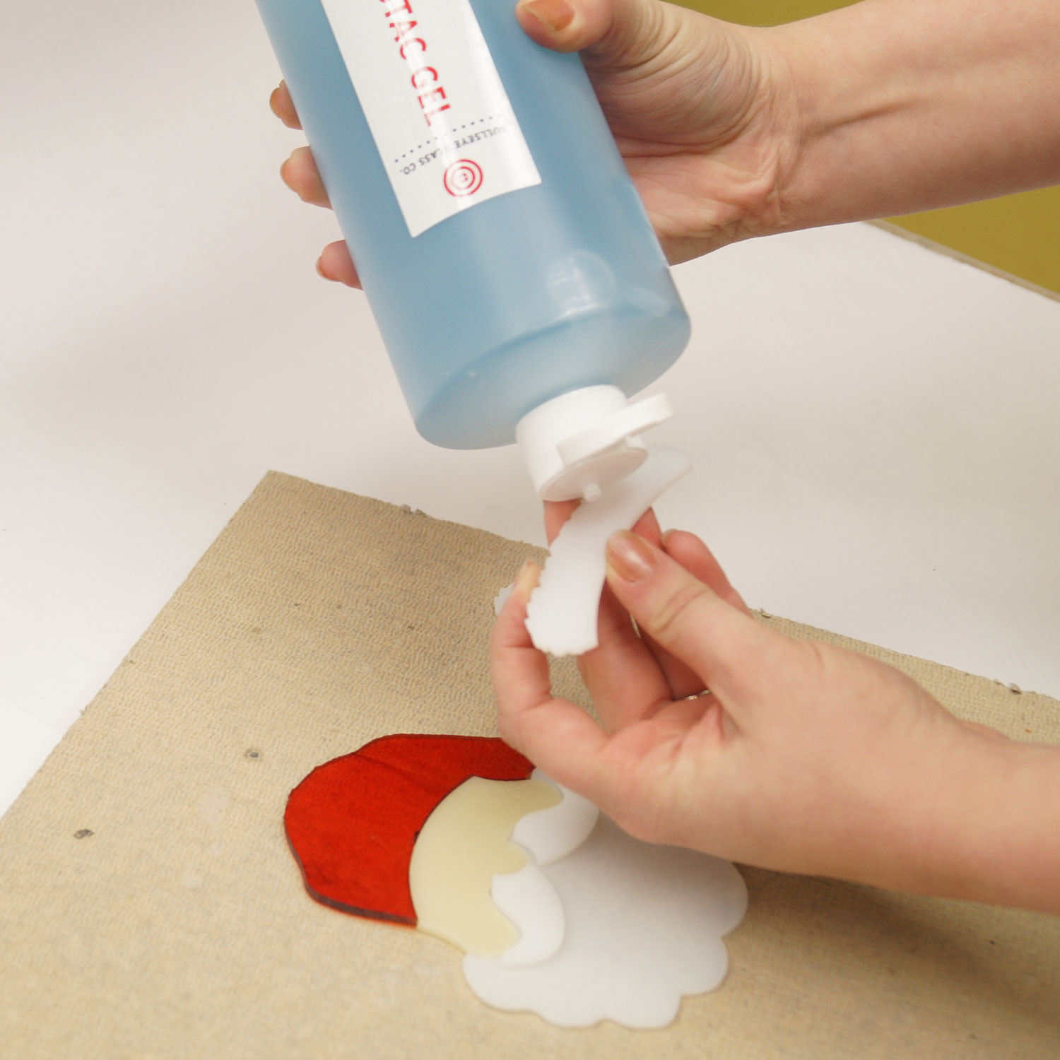 Bullseye GlasTac Gel Fusing Adhesive 32 Oz Chemicals