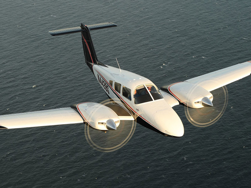 Small Aircraft Jet Fueled Engine - DeltaHawk Engines