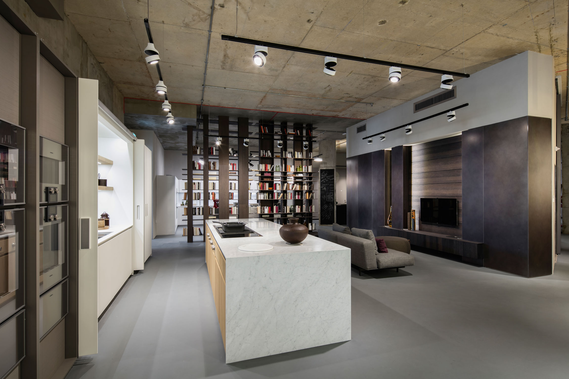 Designspace London (GB) Project Delta Light