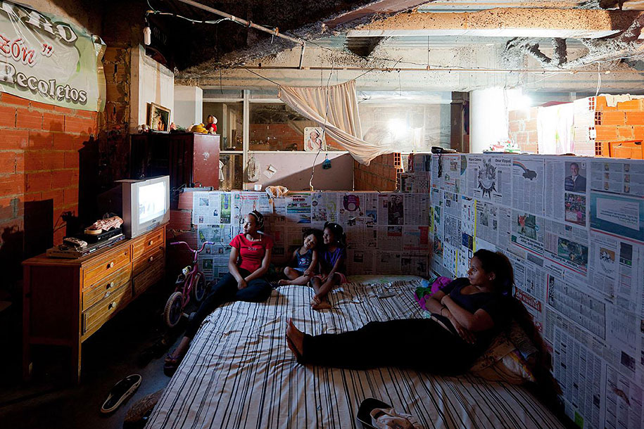 This Abandoned Office Tower In Caracas Is The World’s Largest Vertical Slum