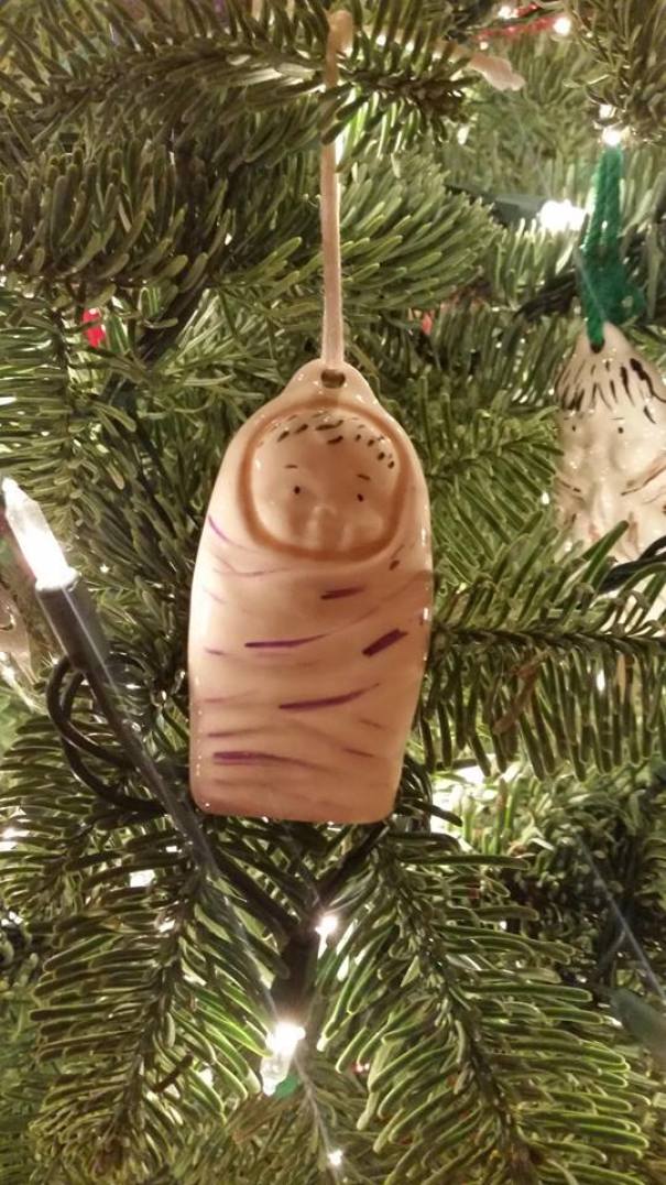10+ Most Hilarious Design Fails By "Crappy Design" DeMilked
