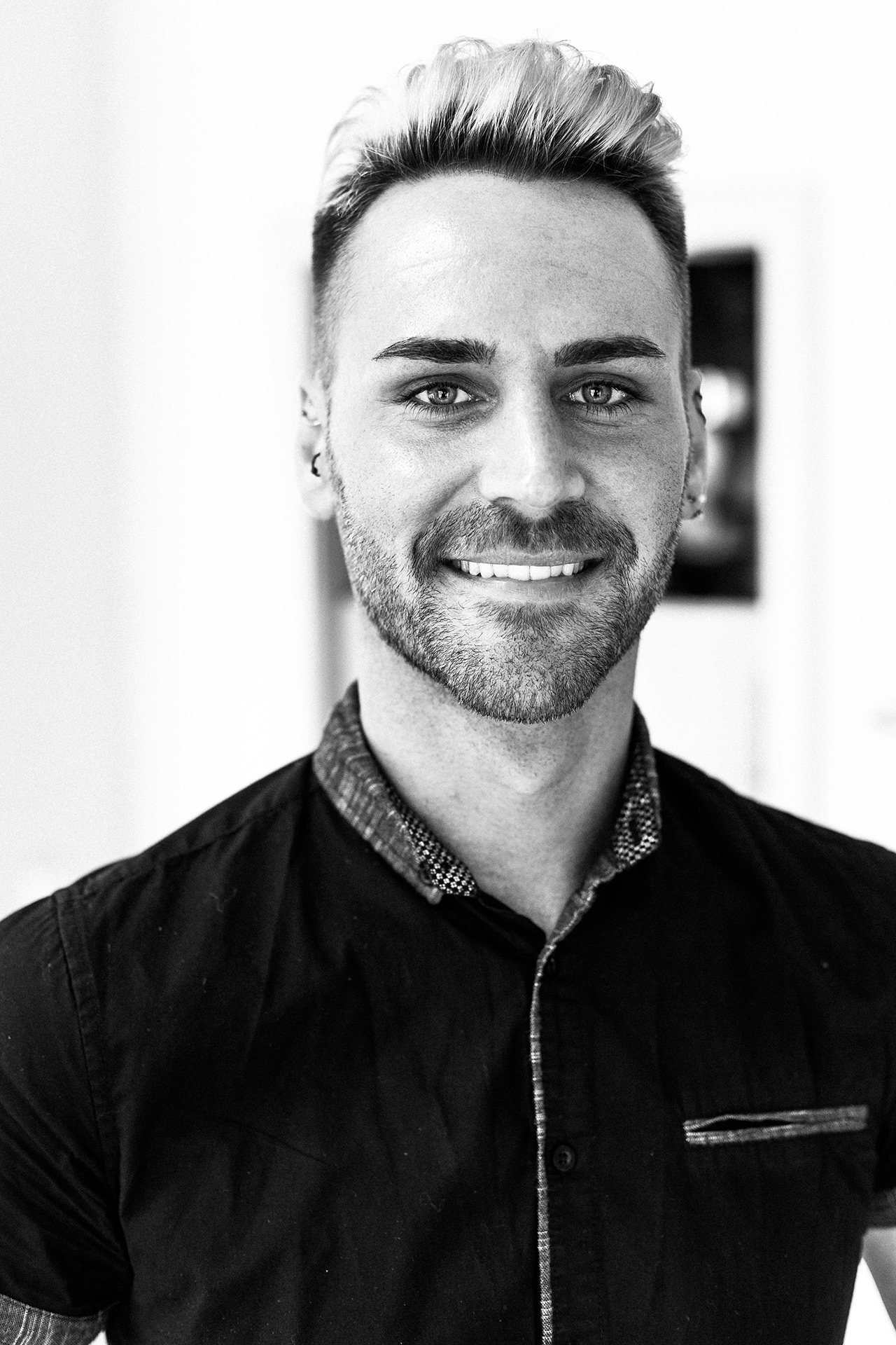 Friseur Ditzingen + MakeUp Artist Denis Proft