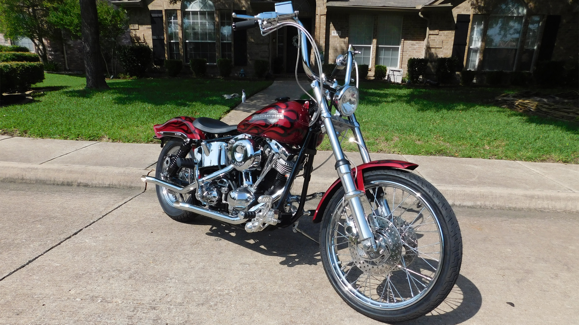 1979 Harley Davidson FXE Dennis Kirk Garage Build