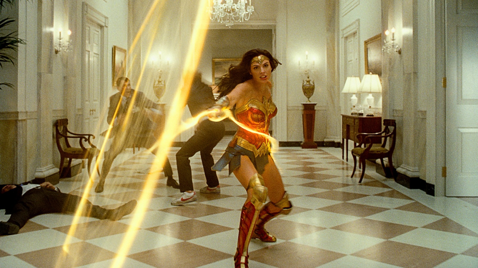 Wonder Woman 1984 Review Superhero Sequel is A Blast