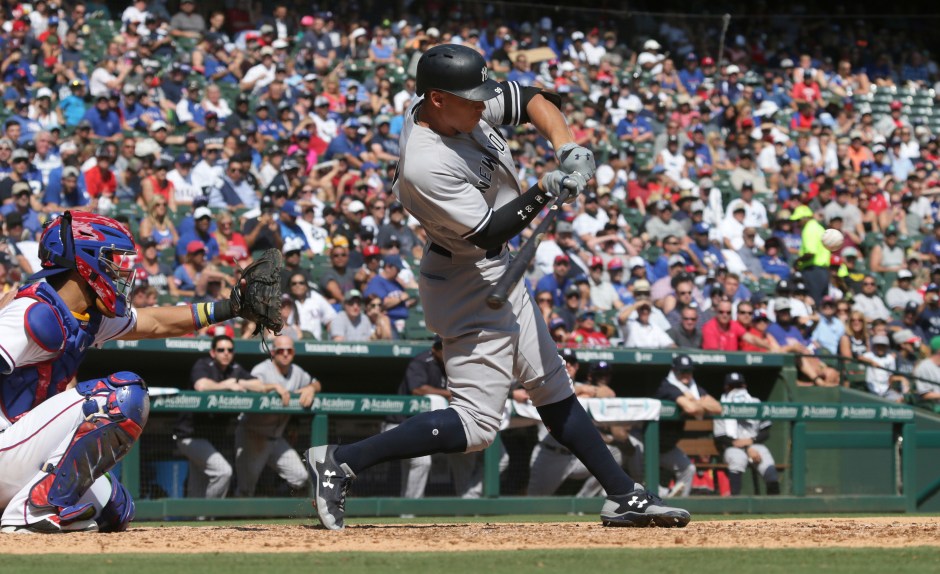 Aaron Judge hits 40th, 41st home runs, as Yankees crush Rangers The