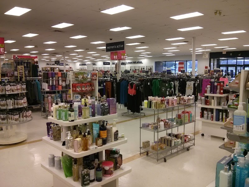 Discovering The Biggest 10 Marshalls Stores in Massachusetts