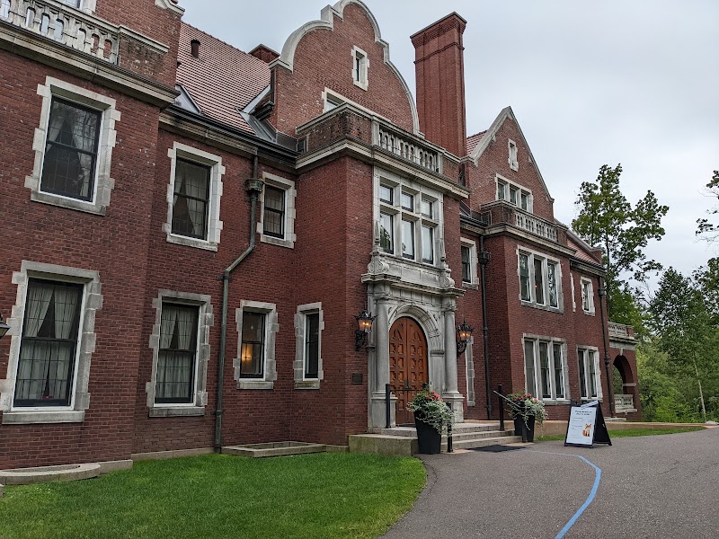 Top 15 Famous Personalities from Minnesota