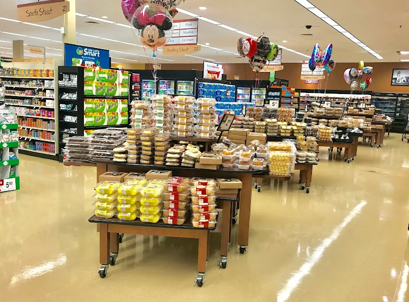 The 15 Largest Grocery Store Locations in Somerville MA, USA