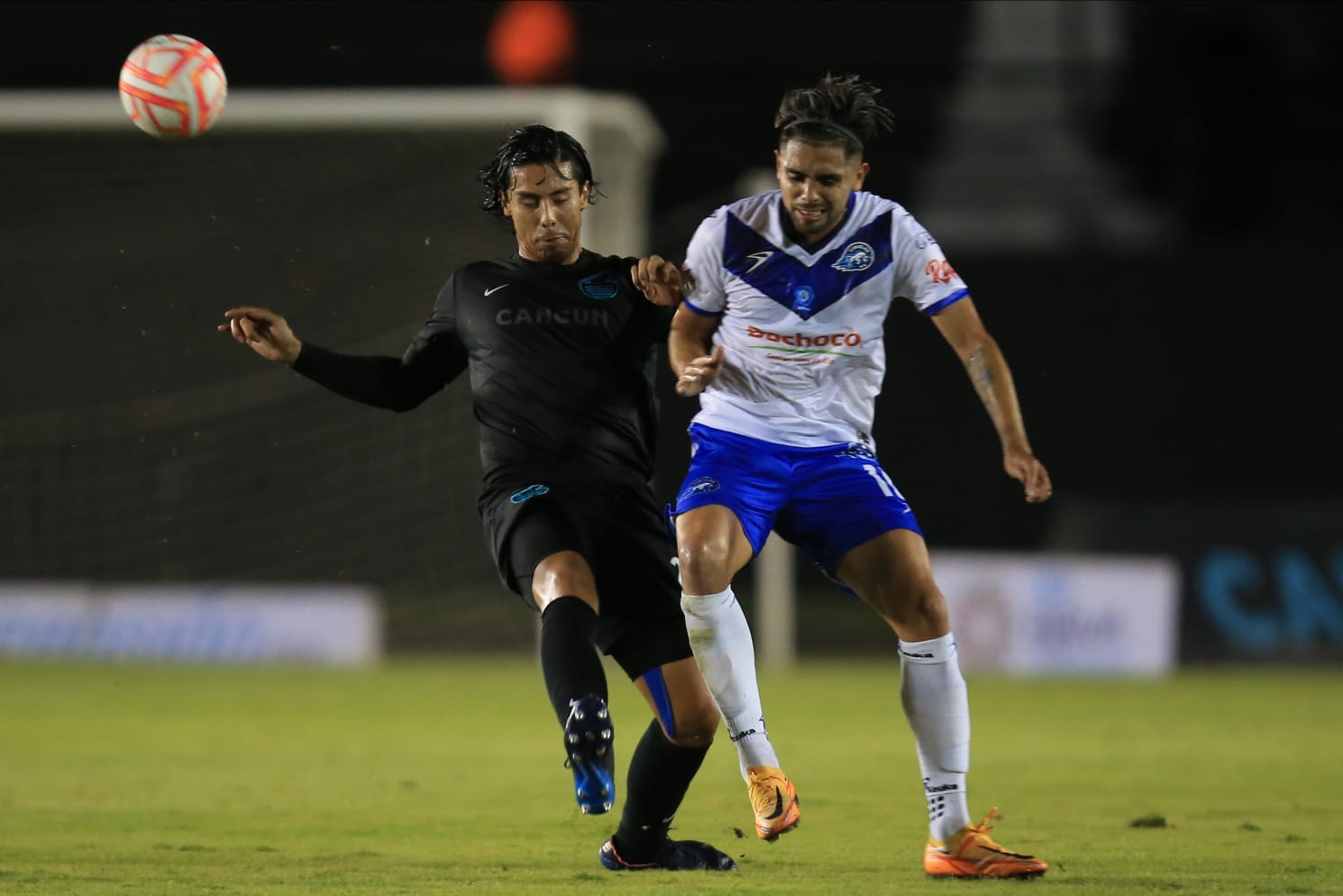 CANCÚN FC PIERDE ANTE LOS TOROS