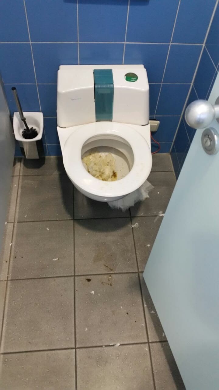 Nie Wieder Sanifair Toiletten Fur Mich Derheiko Com