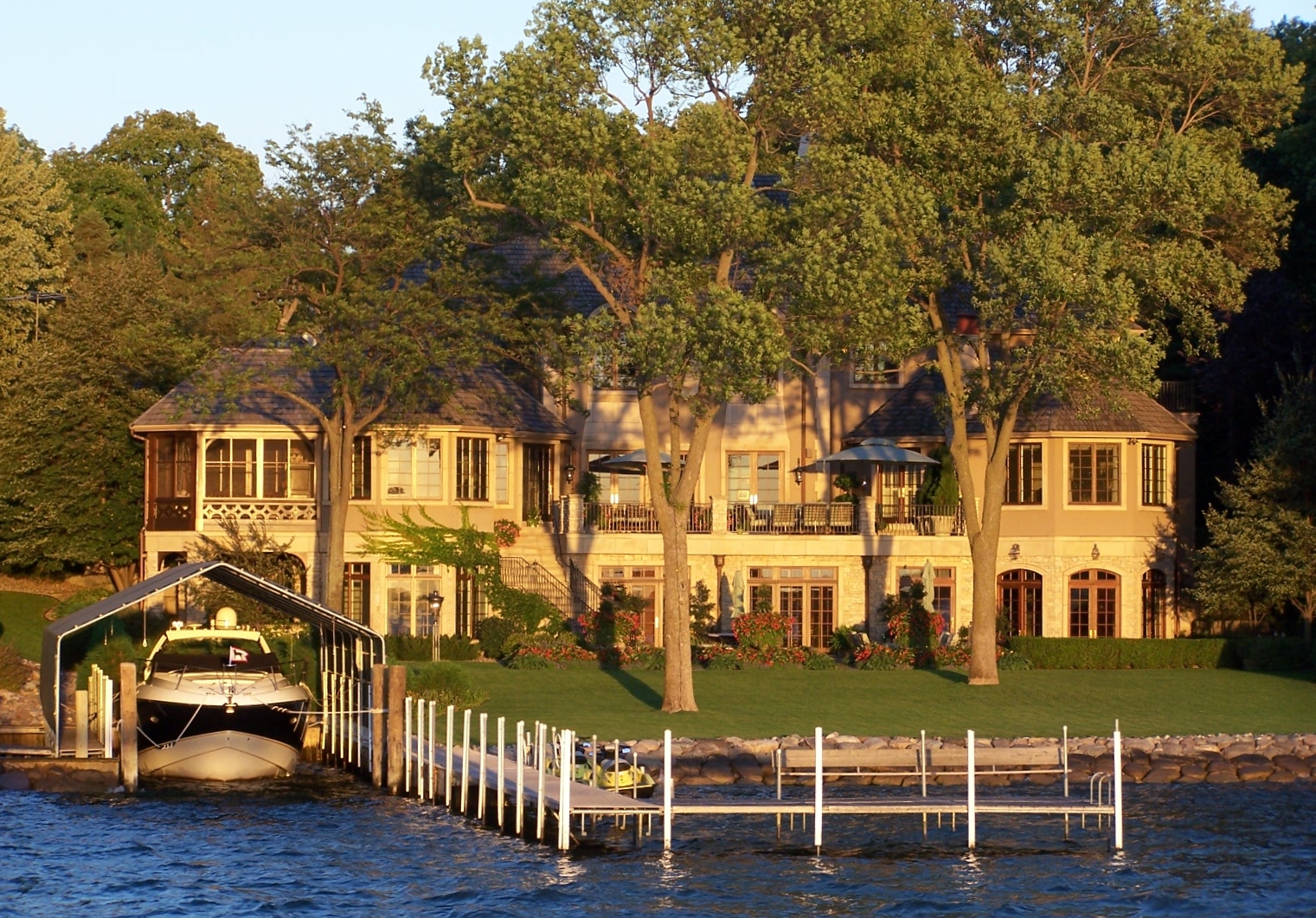 Lake Pulaski Lakeshore Homes & Cabins for Sale in Buffalo, MN