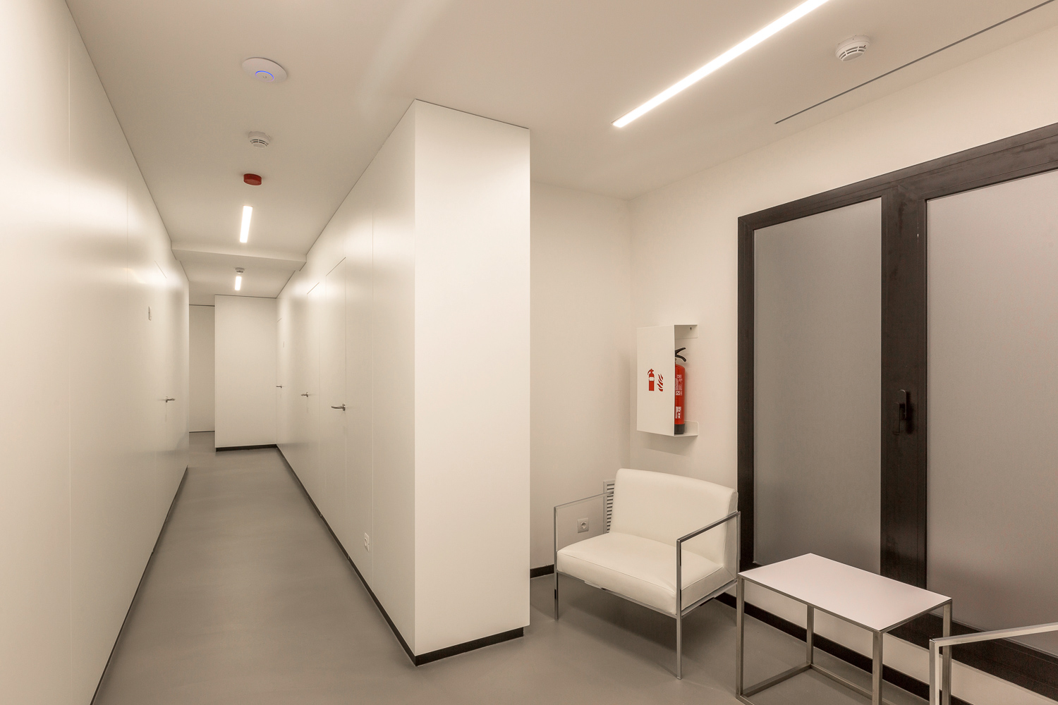 Ejecutamos el acondicionamiento integral de la Clínica Dental Esthetic