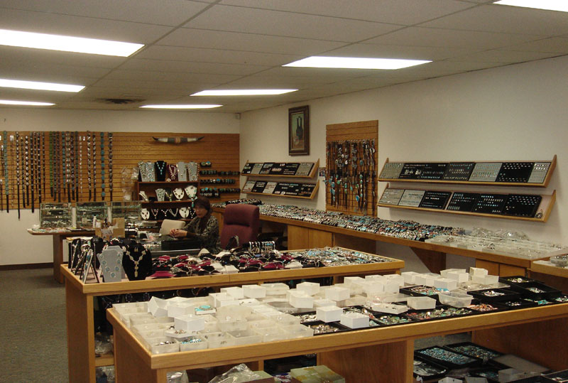 Navajo & Zuni Handcrafted Jewelry at Desert Indian Traders
