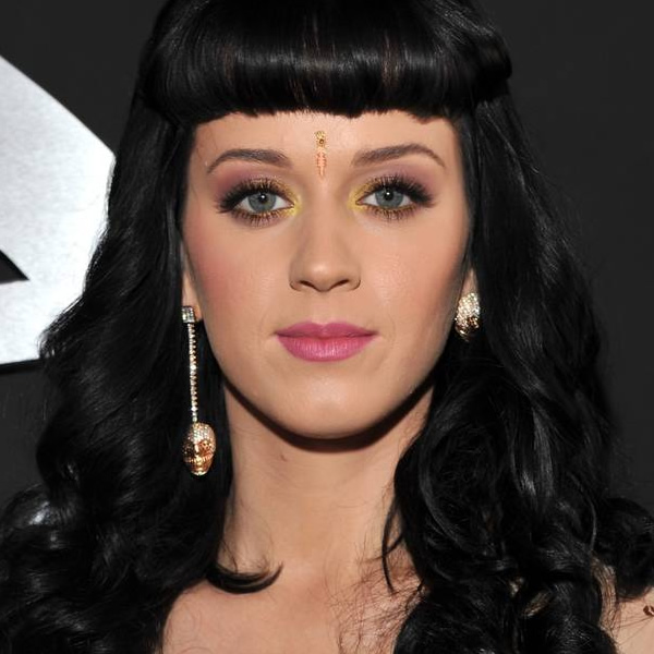 The Bindi a Dot of Indian Fashion DESIblitz