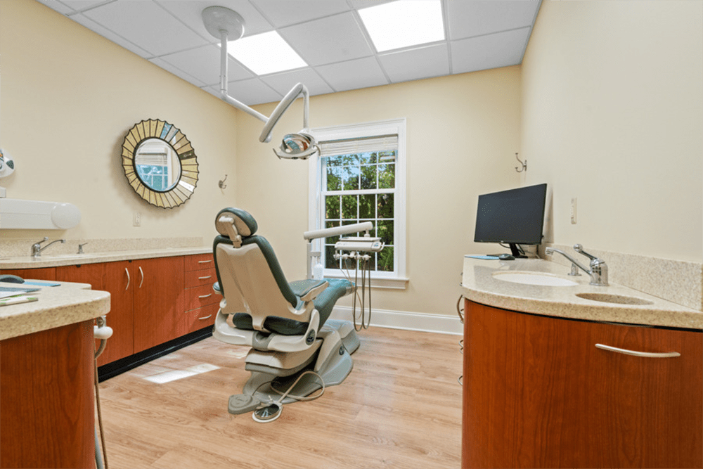 Huntingdon Valley Dentist Office TourDr. Steven C. Bunting