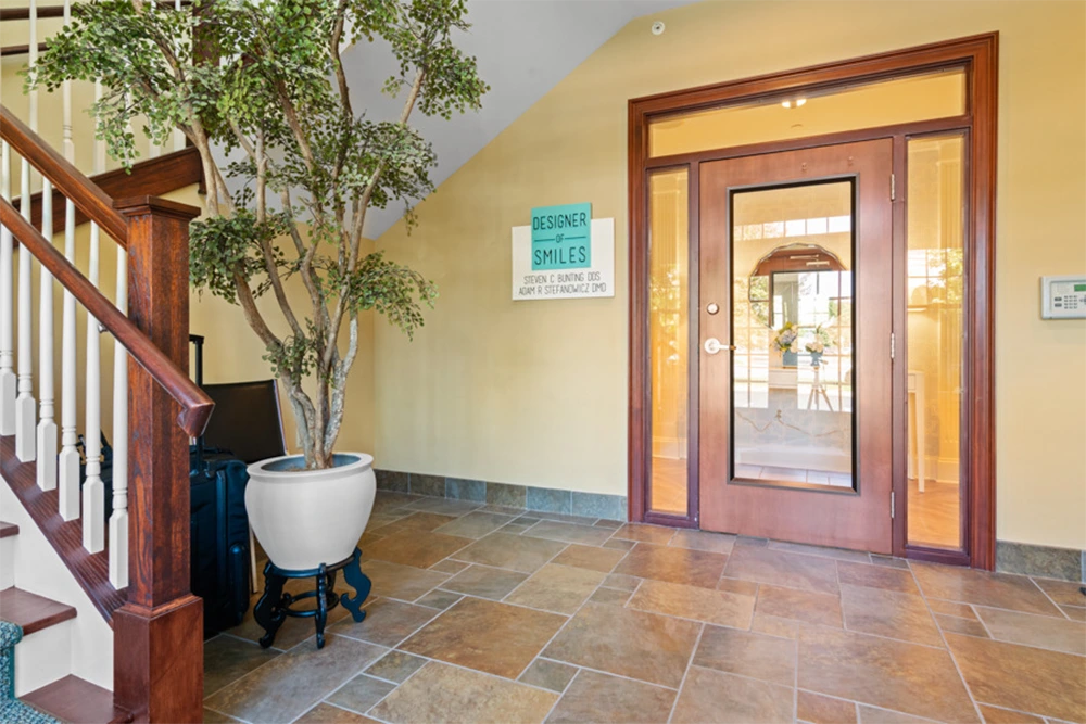 Huntingdon Valley Dentist Office TourDr. Steven C. Bunting