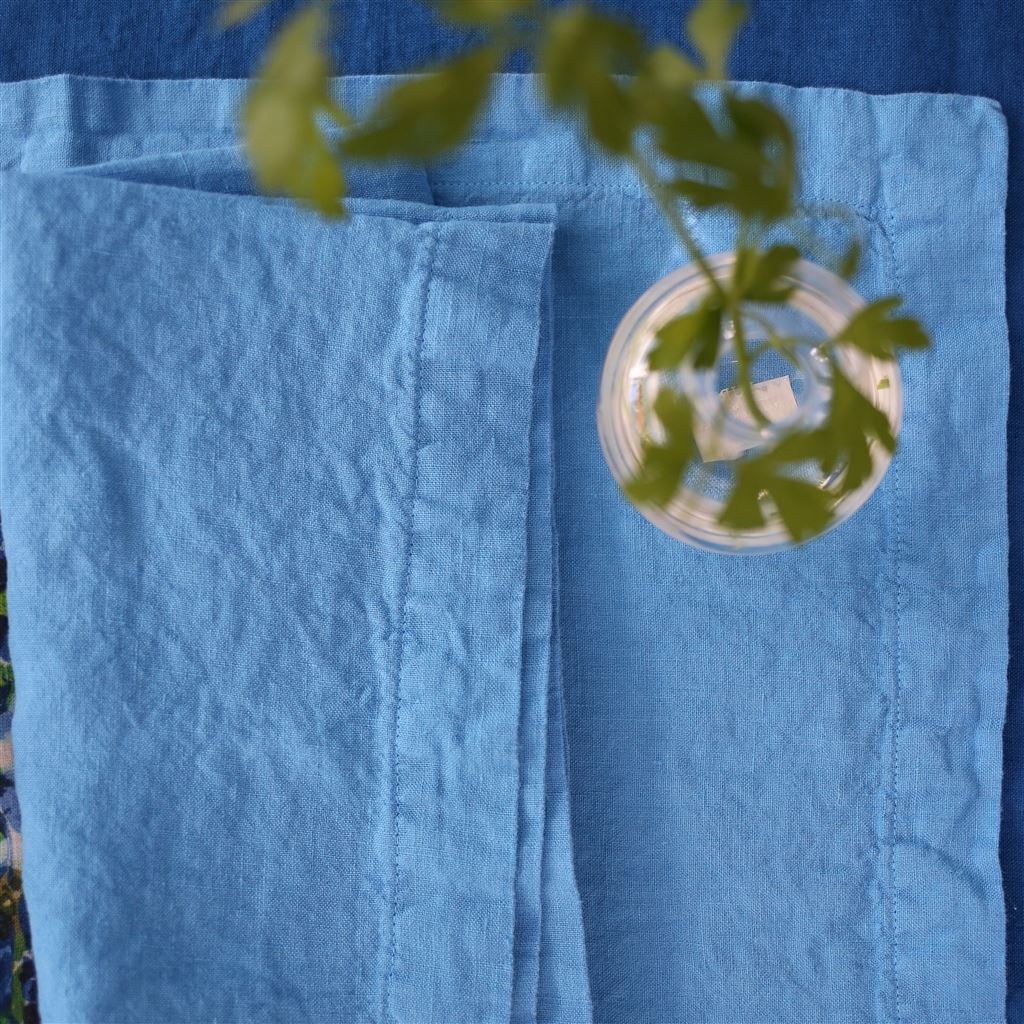 Lario Delft Table Cloth, Runner, Placemats & Napkins Designers Guild