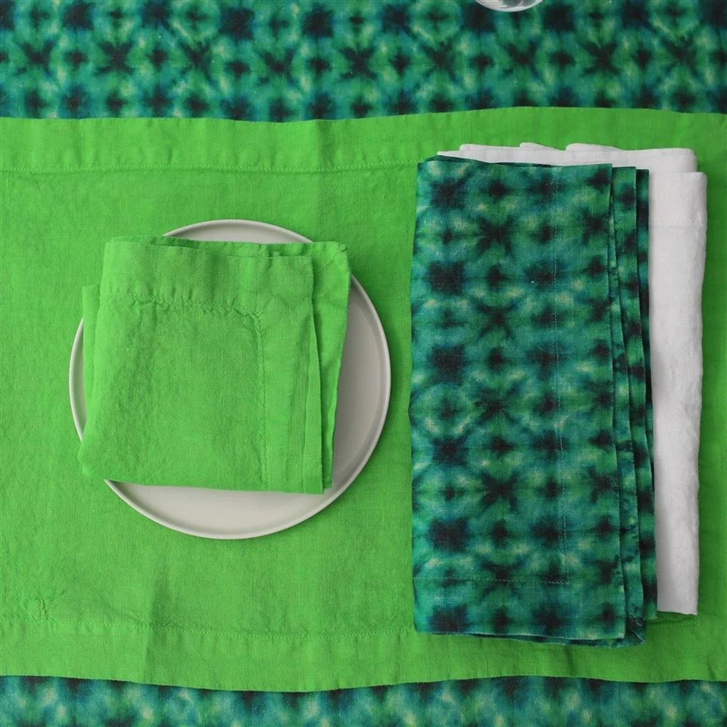 Shibori Emerald Linen Runner, Placemats & Napkins Designers Guild