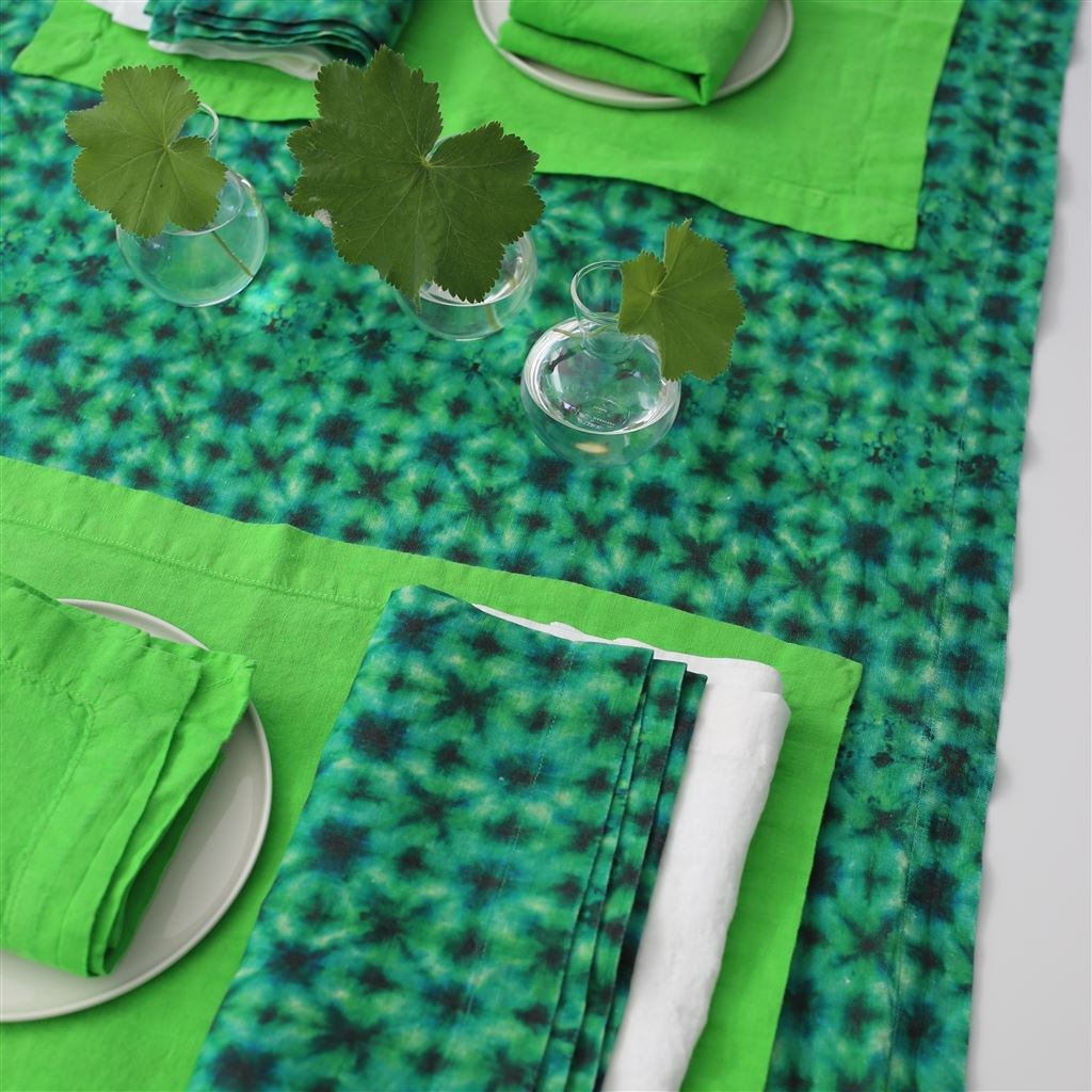 Shibori Emerald Linen Runner, Placemats & Napkins Designers Guild