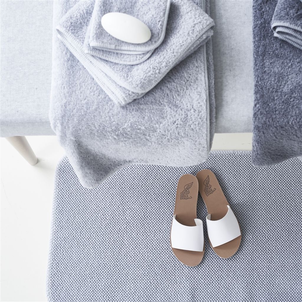 Spa Graphite Bath Mat Designers Guild