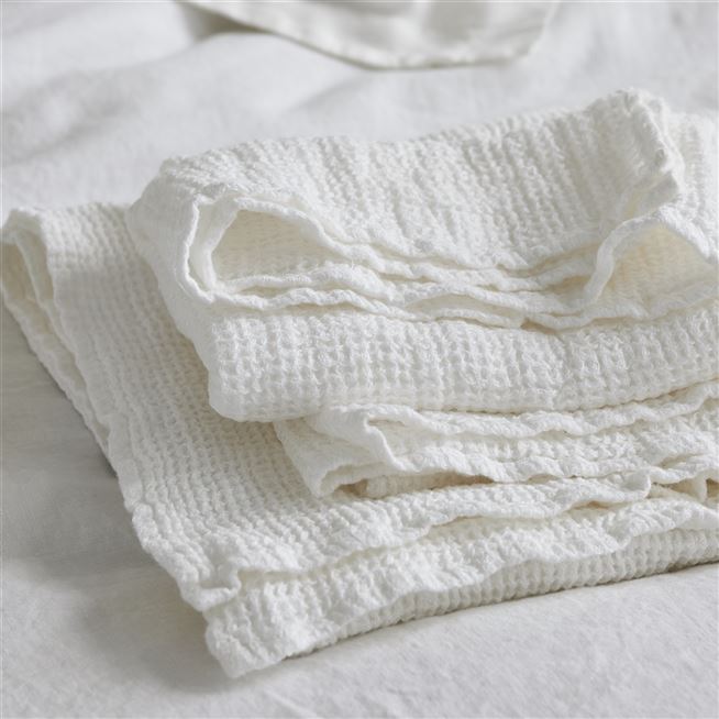 Moselle Alabaster Towels Designers Guild
